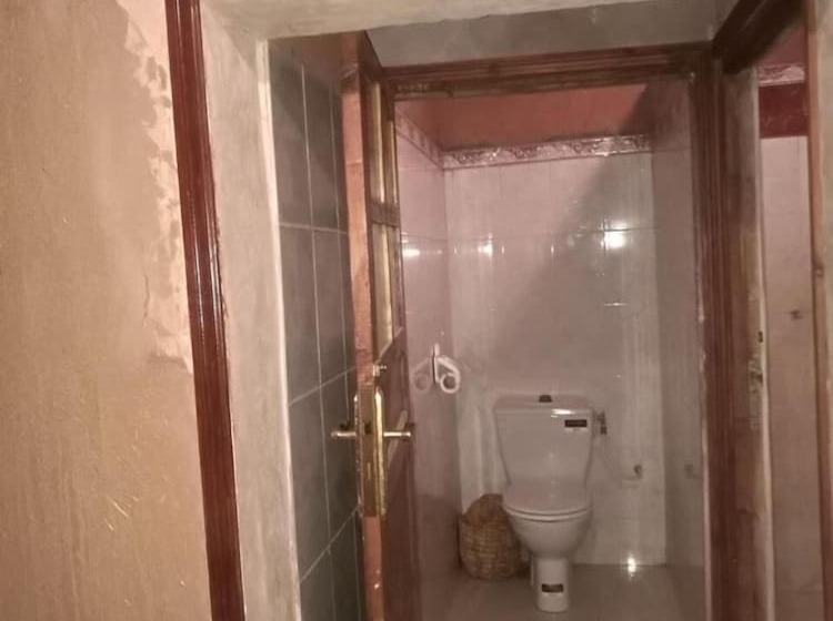 بنسيون Riad Berbèber Boutaghrar