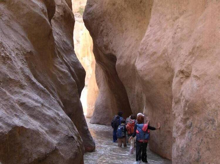 بنسيون Riad Berbèber Boutaghrar