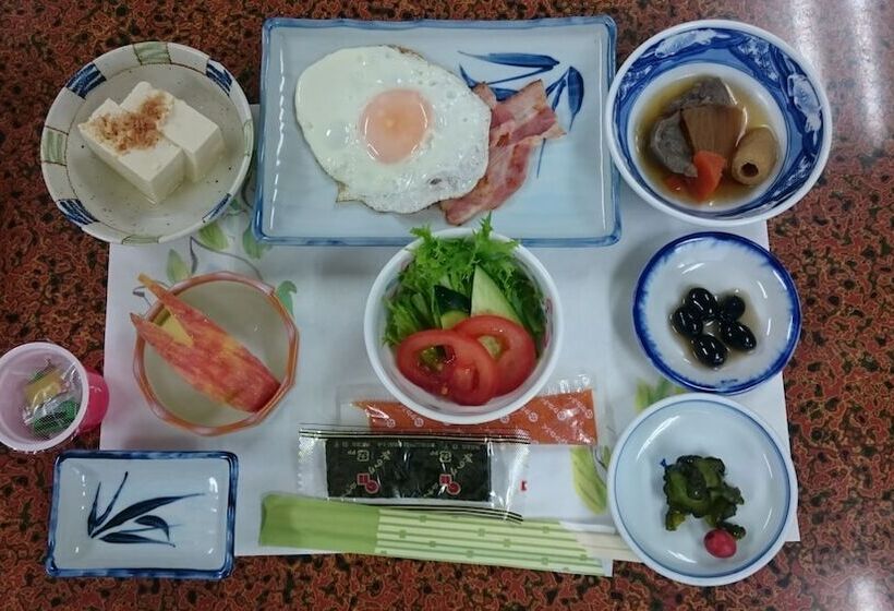 פנסיון Ryokan Saihokutei