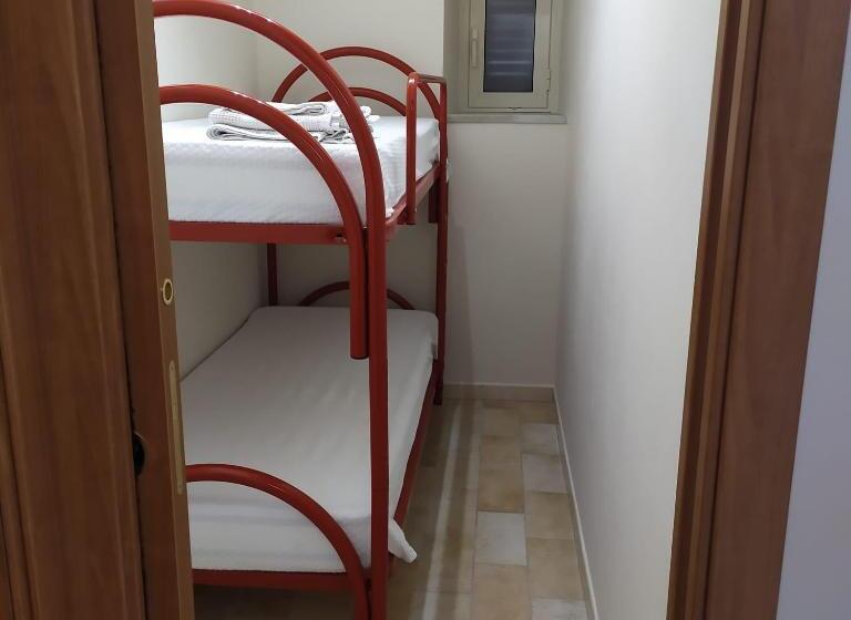 פנסיון Stone House E Casa Vacanze Zia Rosina