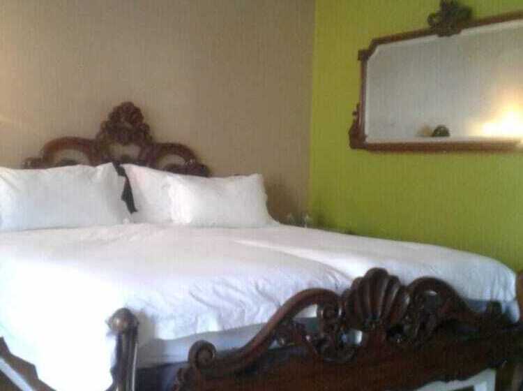 פנסיון Tumbleweeds