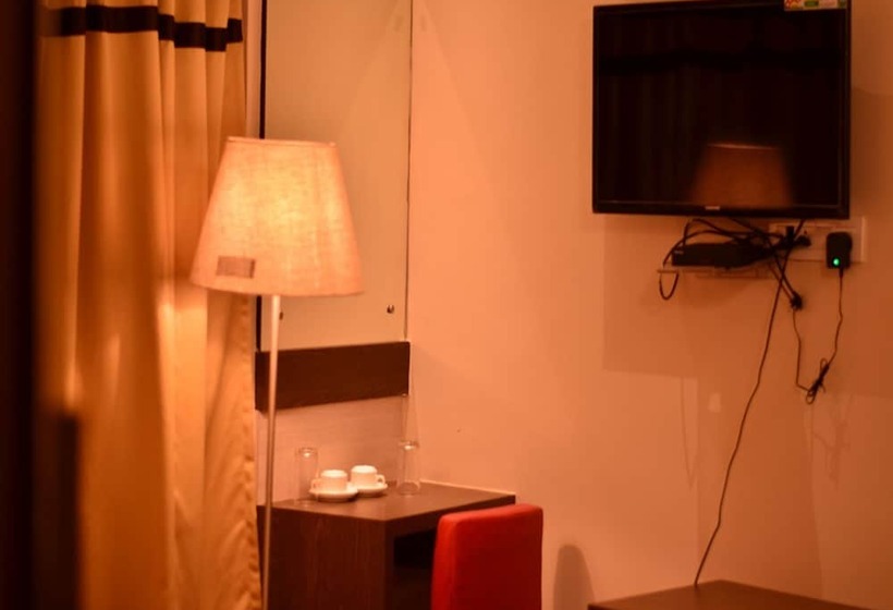 Rajnandini Hotel And Banquet