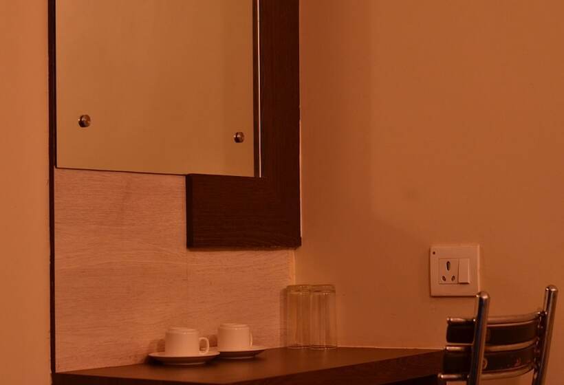 Rajnandini Hotel And Banquet