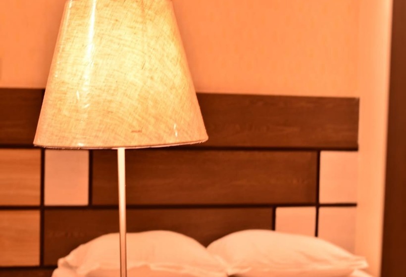 Rajnandini Hotel And Banquet