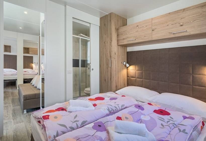 리조트 Boutique Camping Santa Marina