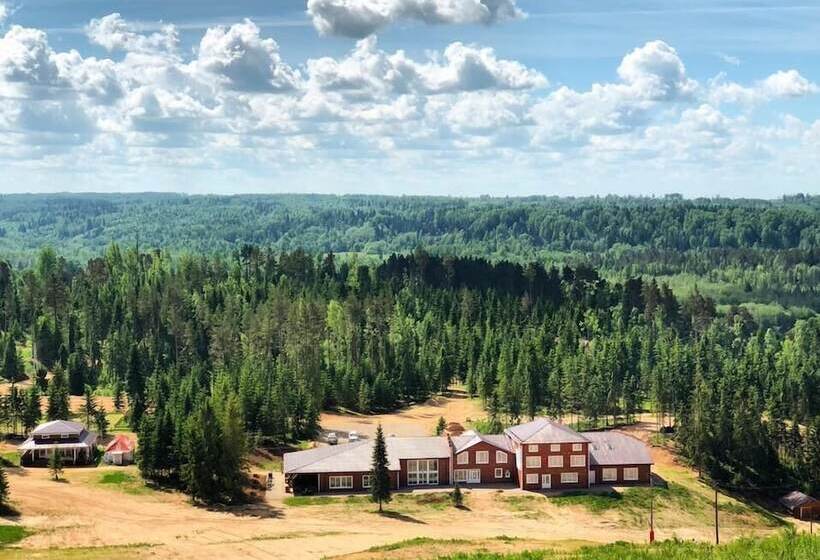 استراحتگاه Ski Club Liubogorie