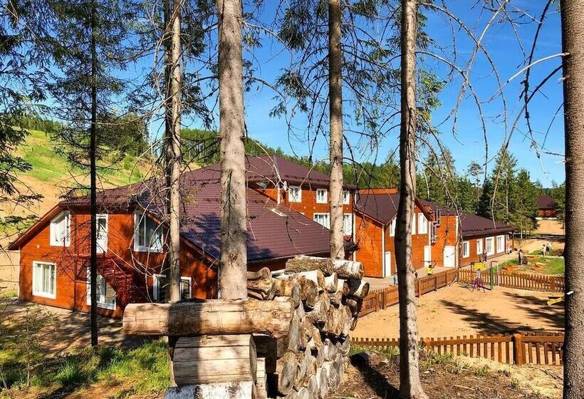 استراحتگاه Ski Club Liubogorie