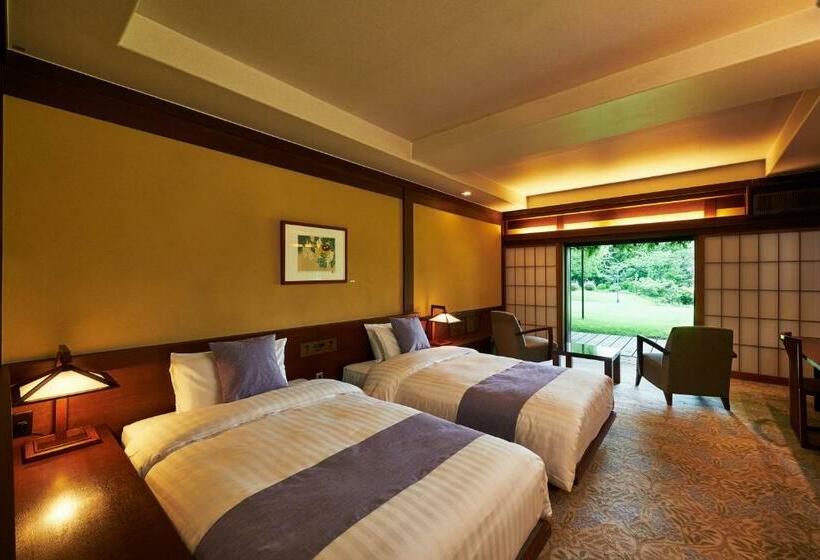 Рёкан Yamaha Resort Katsuragi Kitanomaru