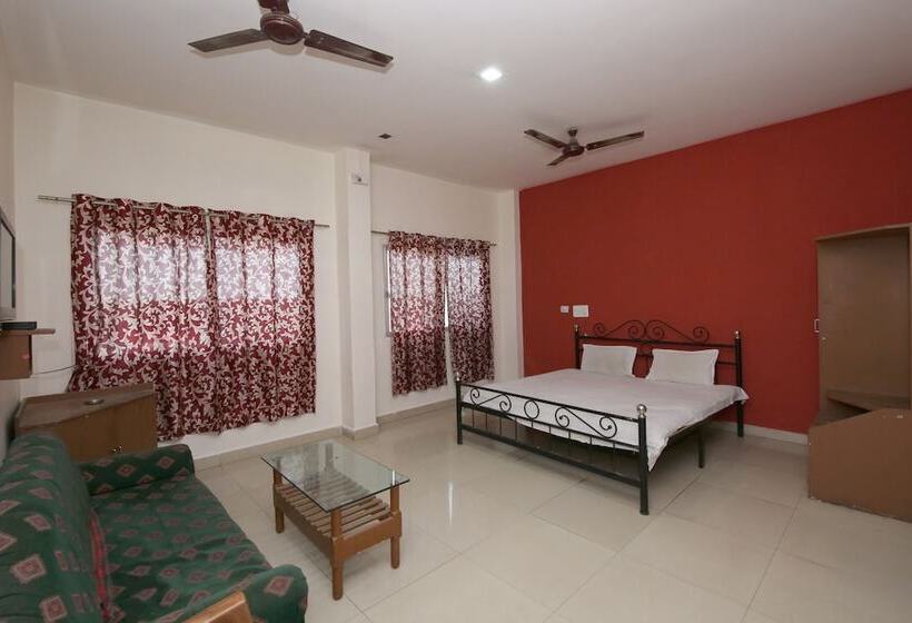 Spot On 44921 Hotel Satkar