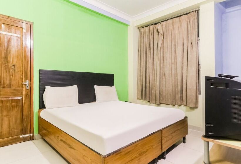 Spot On 49159 Hotel Digantika