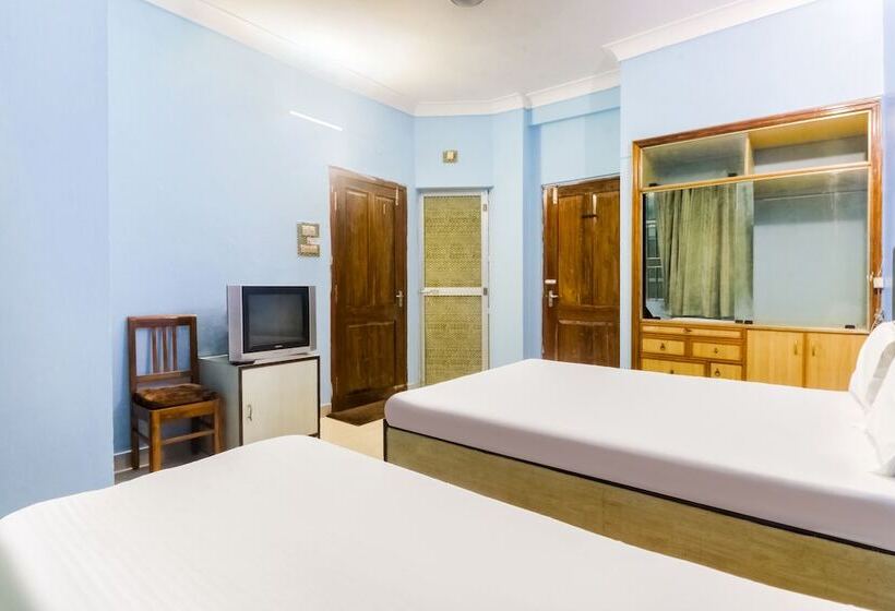 Spot On 49159 Hotel Digantika