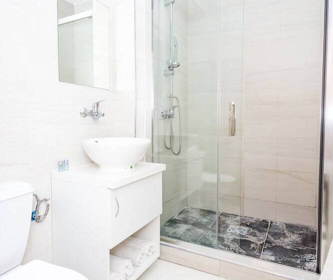 Tif Hotel & Restaurant