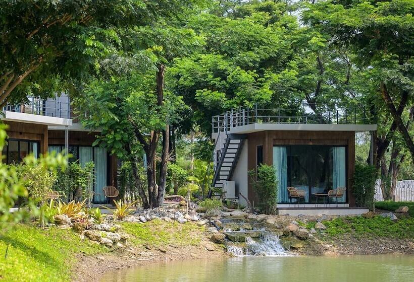 Tolopoti Hotel & Resort