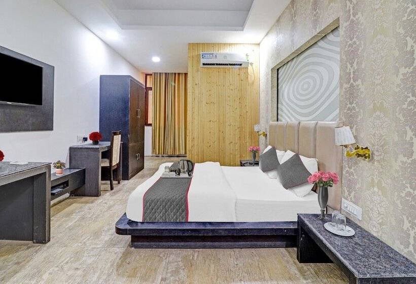 Townhouse 1012 Hotel Dell Inn