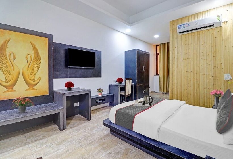 Townhouse 1012 Hotel Dell Inn