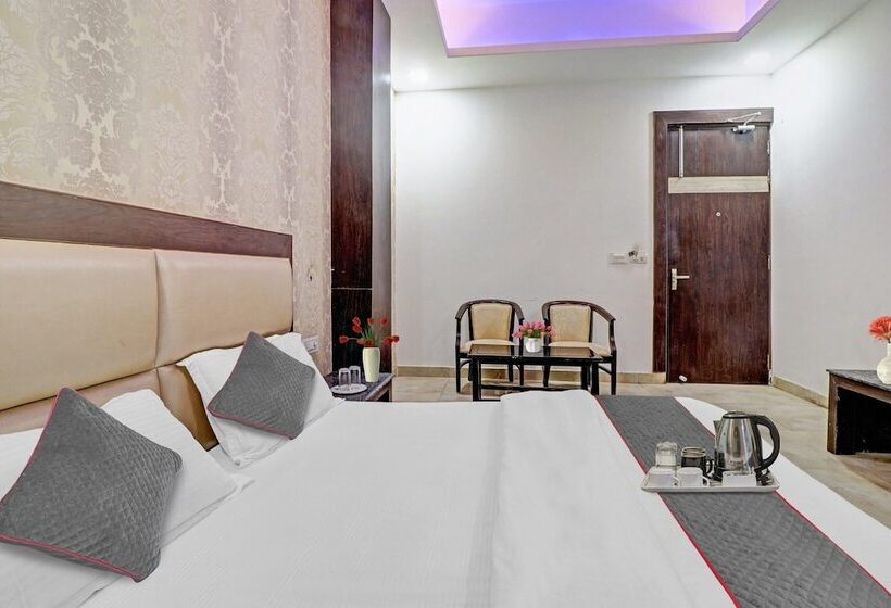 Townhouse 1012 Hotel Dell Inn