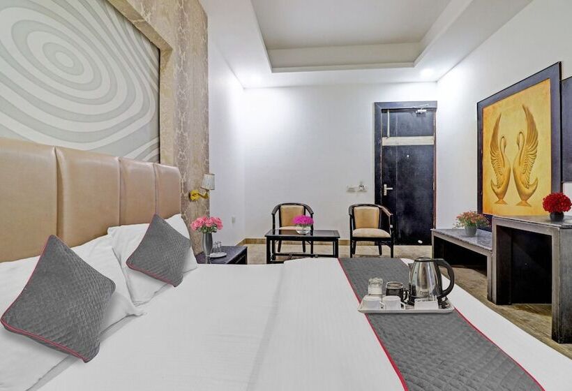 Townhouse 1012 Hotel Dell Inn