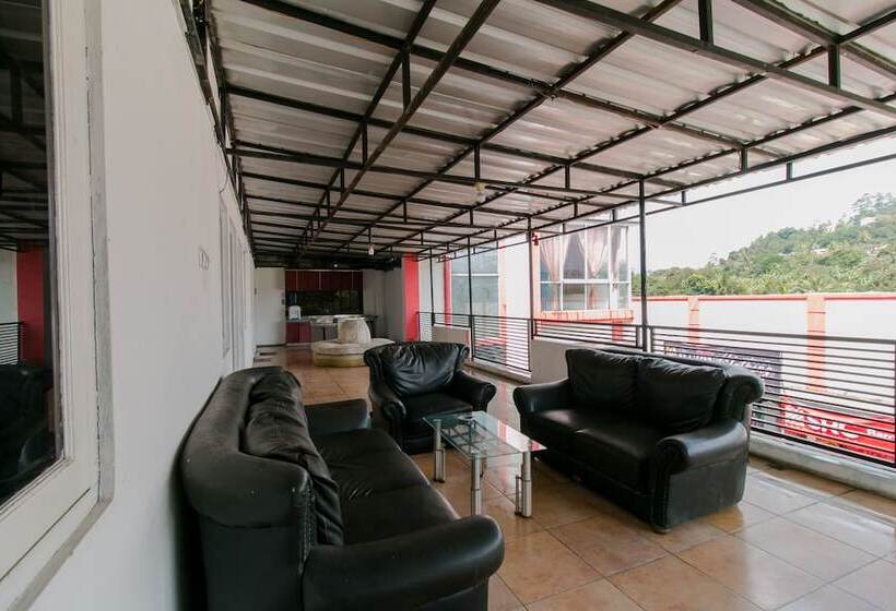 旅馆 Amazon Homestay By Oyo Rooms