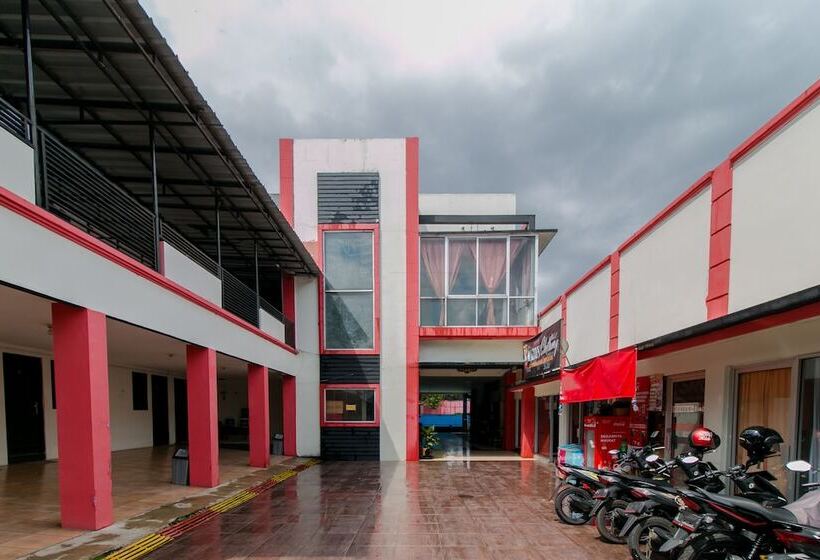 旅馆 Amazon Homestay By Oyo Rooms