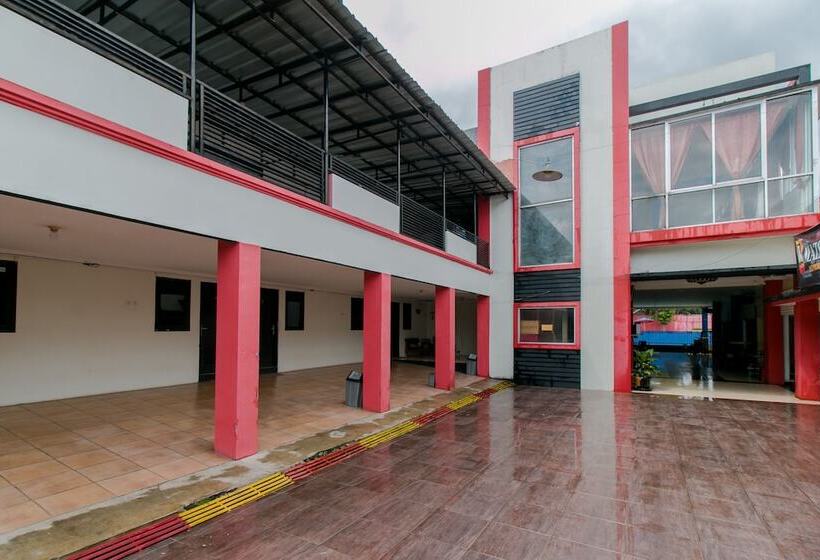 旅馆 Amazon Homestay By Oyo Rooms