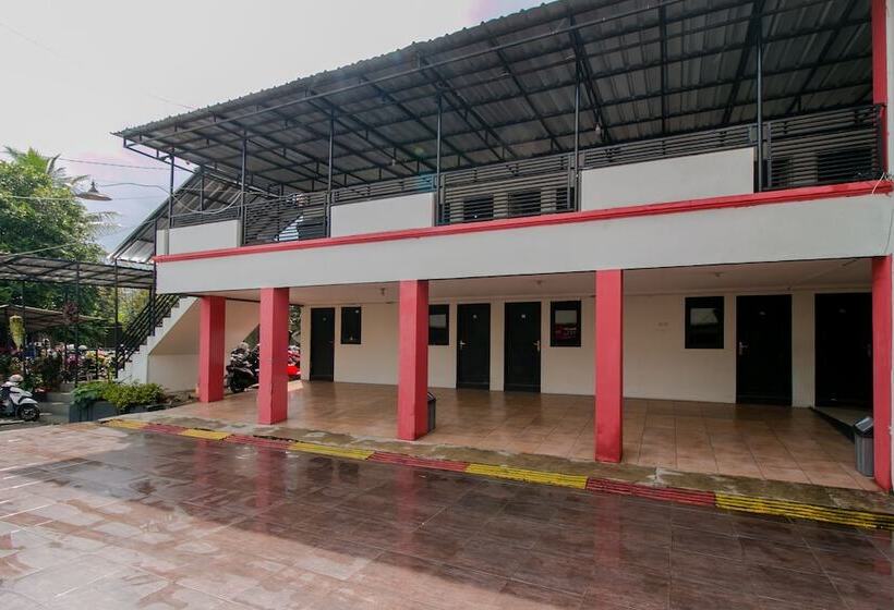 旅馆 Amazon Homestay By Oyo Rooms