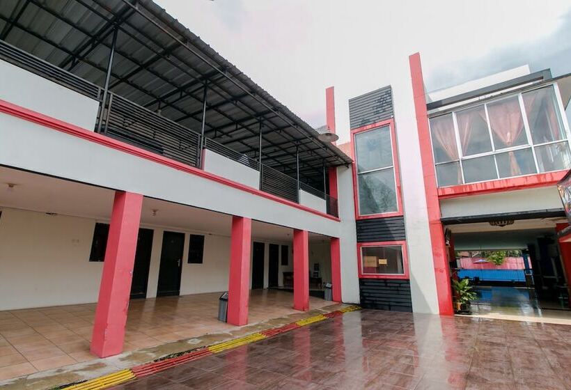 旅馆 Amazon Homestay By Oyo Rooms