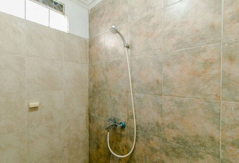 旅馆 Amazon Homestay By Oyo Rooms