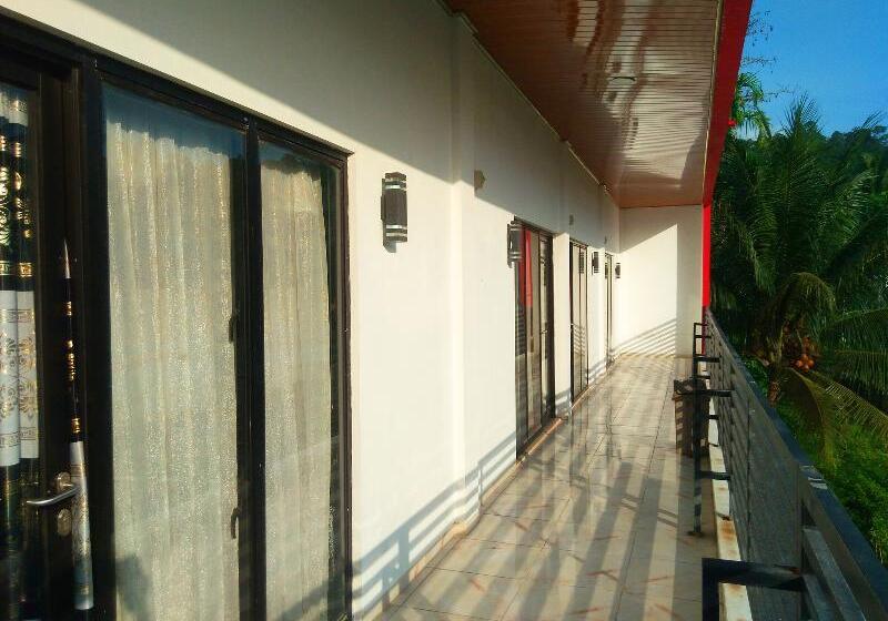 فندق صغير Anjung Bang Oking Hotel & Resort By Oyo Rooms