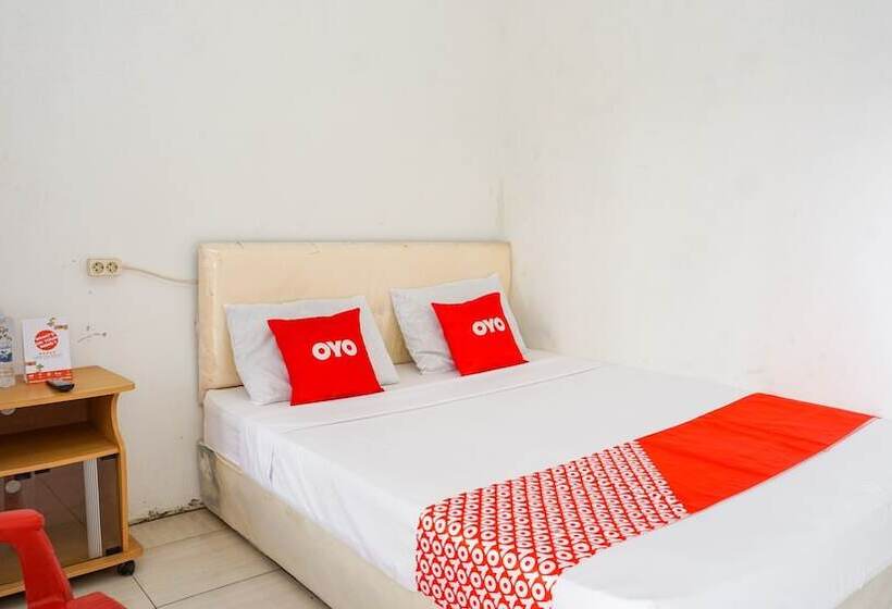 Общежитие Cempaka Homestay By Oyo Rooms