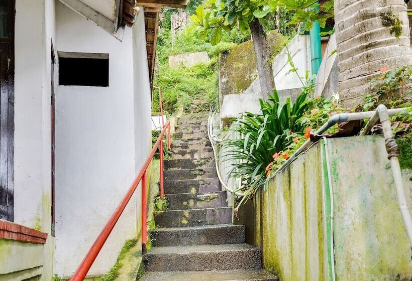 호스텔 Pondok Gembyang Ciwidey By Oyo Rooms