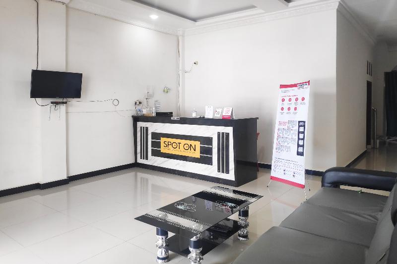 فندق صغير Spot On 2220 Pink S Guest House