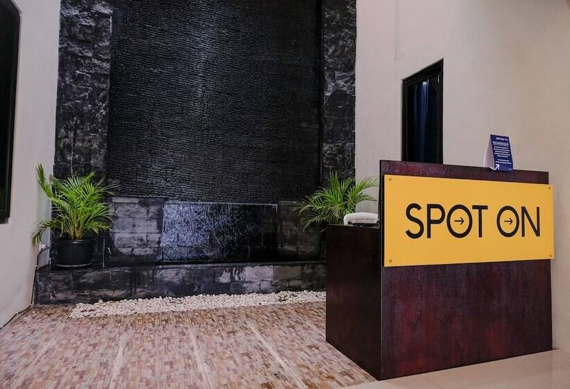 הוסטל Spot On 2431 Tf Homestay