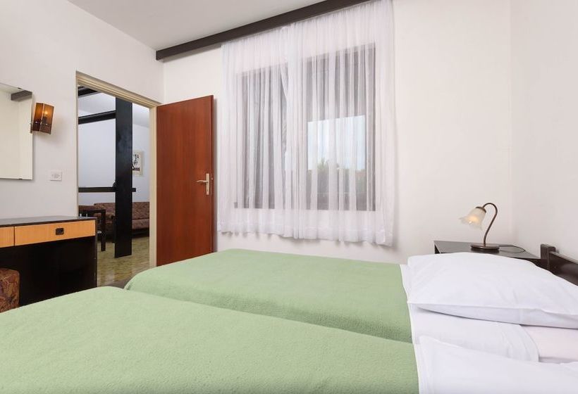 Apartments Medena Budget