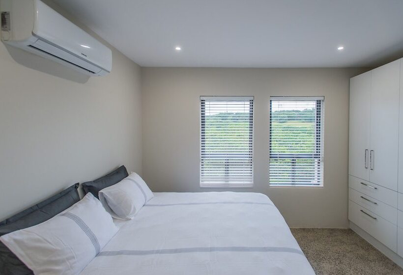 Apartments On The Eighteenth