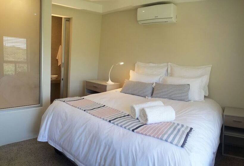 Apartments On The Eighteenth