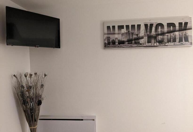 민박 à 7 Minutes De L Aéroport Cdg 1