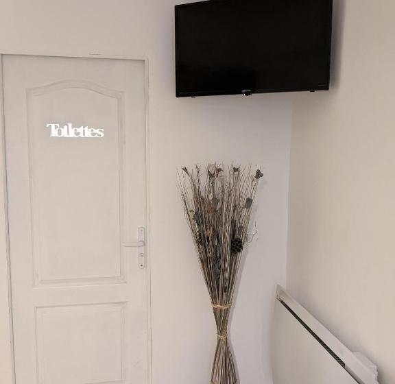 민박 à 7 Minutes De L Aéroport Cdg 1