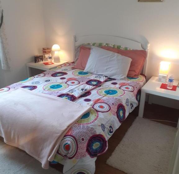 ベッドアンドブレックファースト Chez Black And White