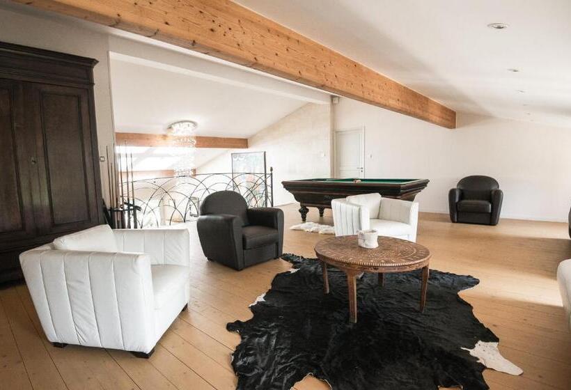 민박 La Villa Bella