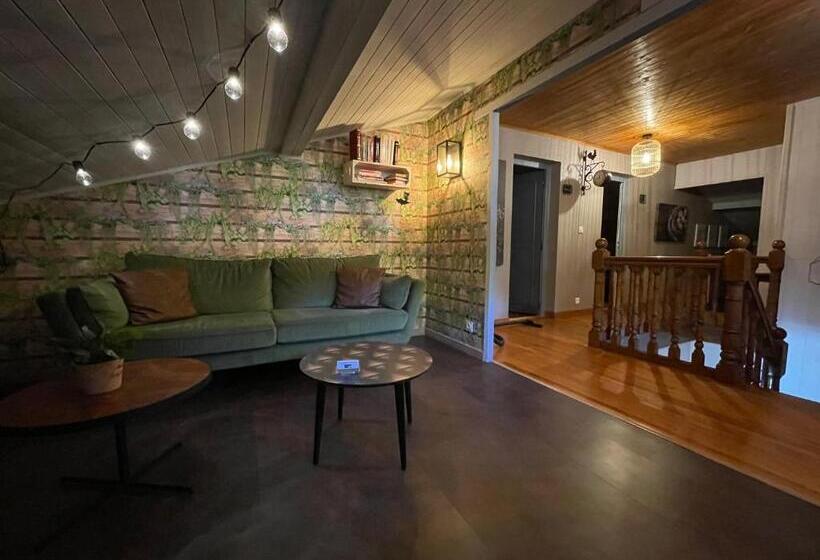 צימר Le Chalet Des Pesettes