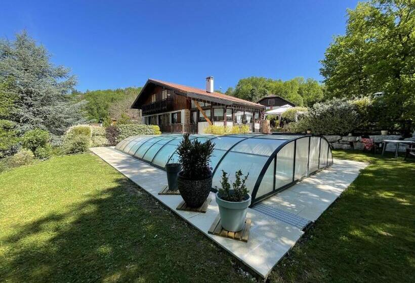 צימר Le Chalet Des Pesettes