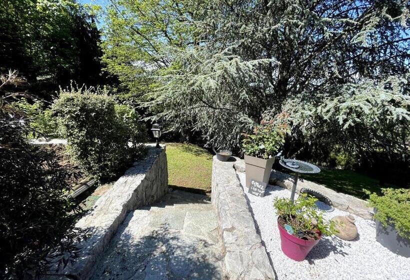 צימר Le Chalet Des Pesettes