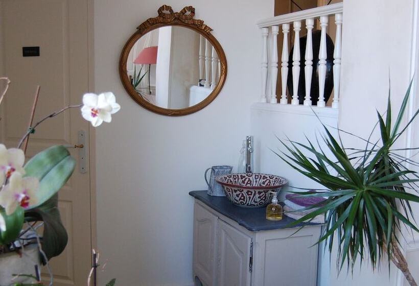 مبيت وإفطار Le Manoir Du Ménillet