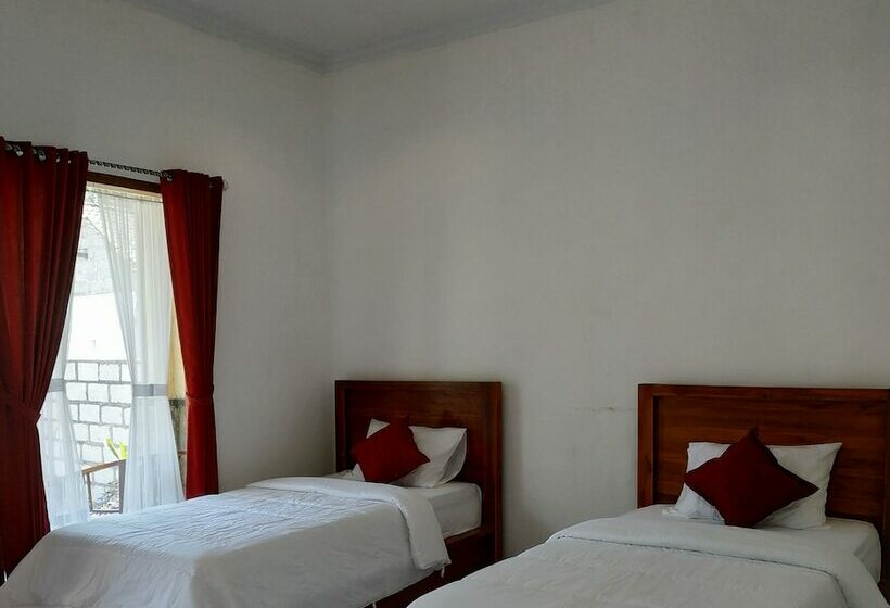 مبيت وإفطار Omah Nusa Villa Redpartner