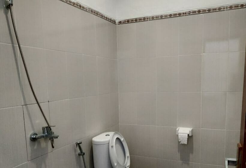 مبيت وإفطار Omah Nusa Villa Redpartner