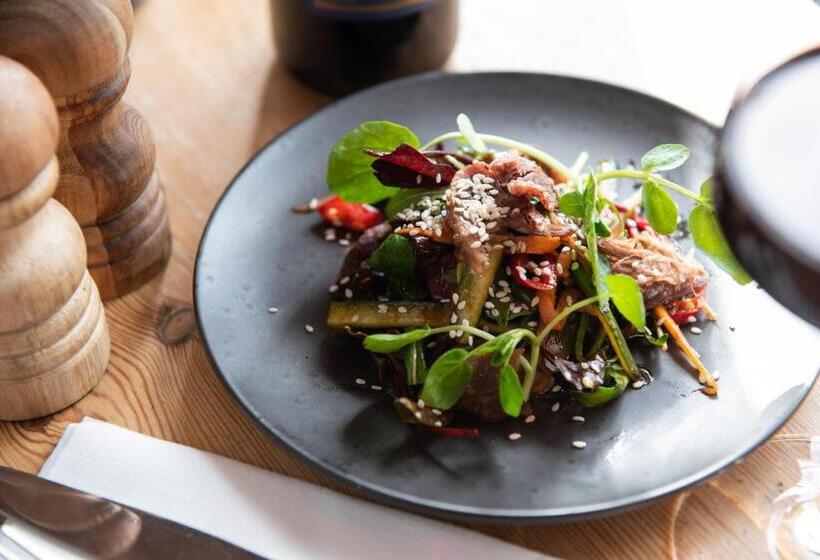 צימר The Talkhouse