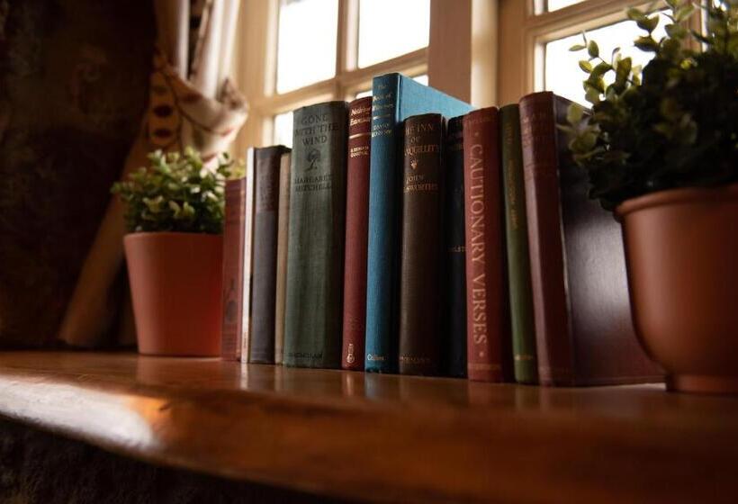 צימר The Talkhouse