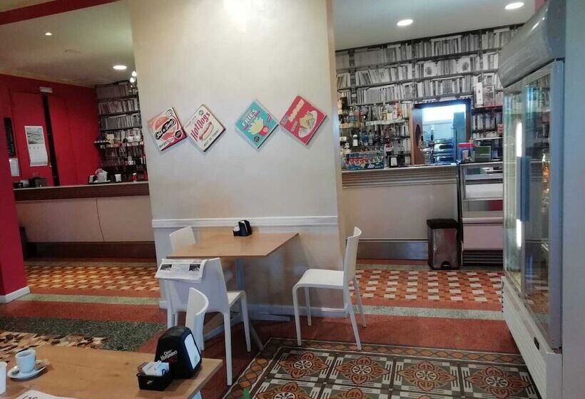مبيت وإفطار Villa Tardioli Affittacamere