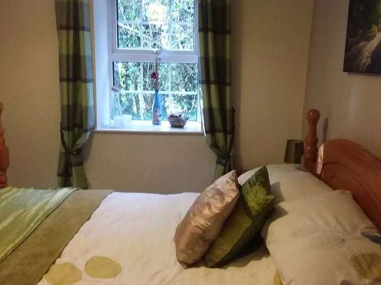 ベッドアンドブレックファースト Country Cottage Ballinlough