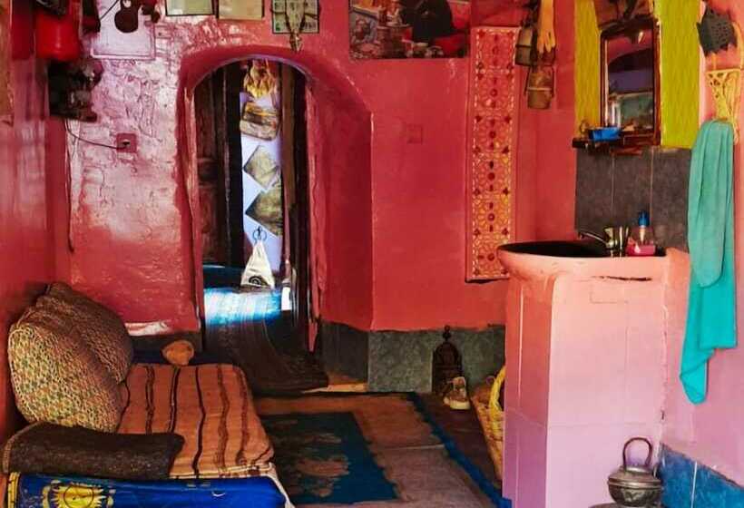 Gîte Timmit La Maison Imazighne   Hostel